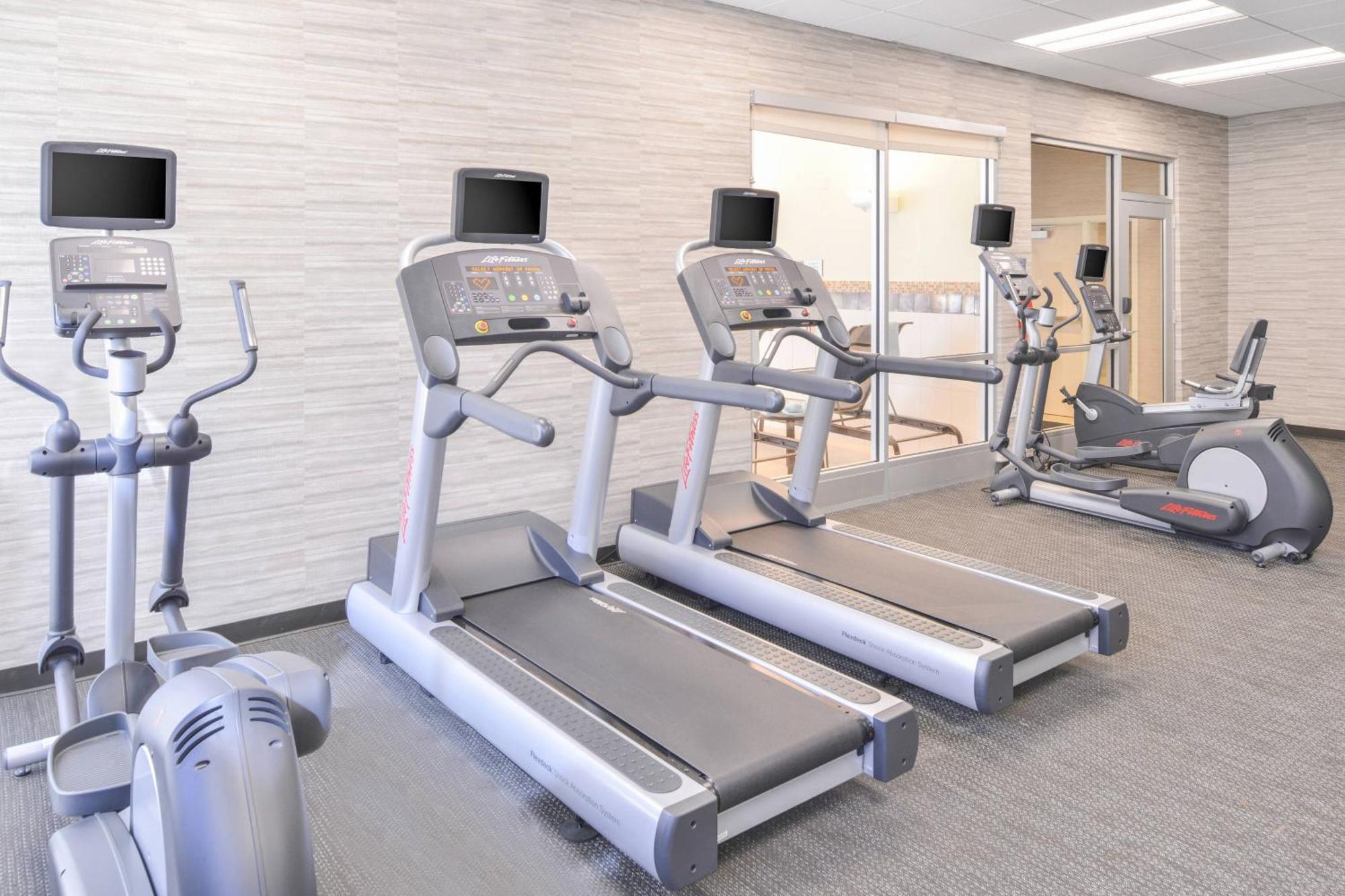 Courtyard By Marriott Columbus גרוב סיטי מראה חיצוני תמונה